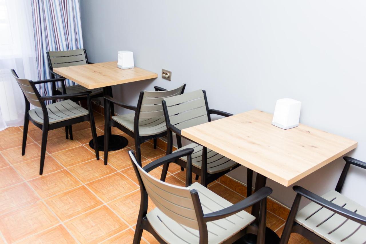 Hotel Tahar Almaty Ngoại thất bức ảnh