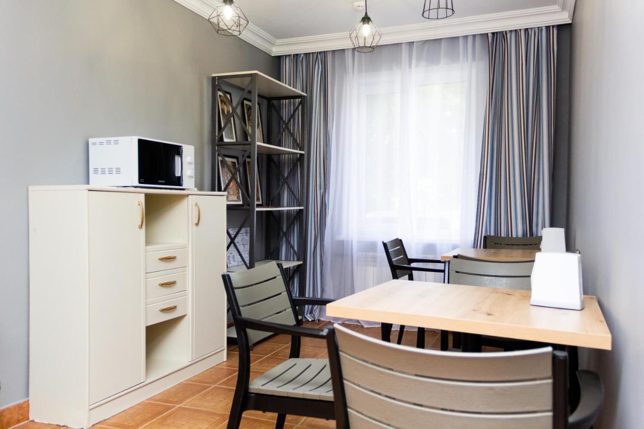 Hotel Tahar Almaty Ngoại thất bức ảnh