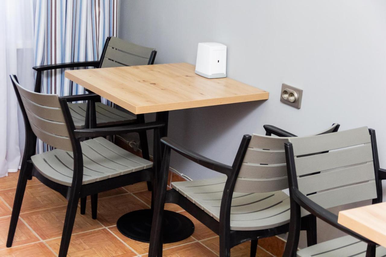 Hotel Tahar Almaty Ngoại thất bức ảnh